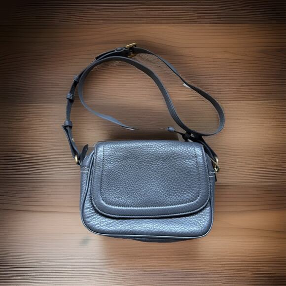 J.Crew Signet Flap Crossbody Bag – Minimalist Dark Grey Pebbled Italian Leather - Picture 9 of 12